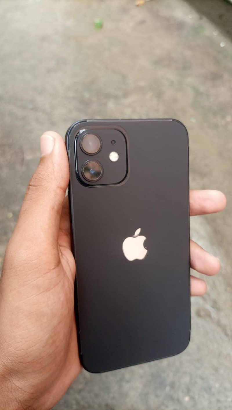 Apple iPhone 12 5