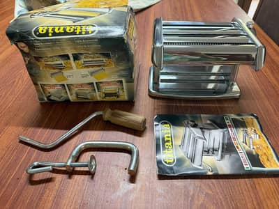 Titania Pasta Machine 