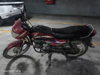 Honda 100 prider