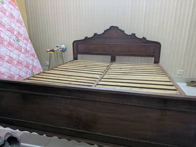 Wooden bed set Complete , solid furniture ,with Dressing wooden table
