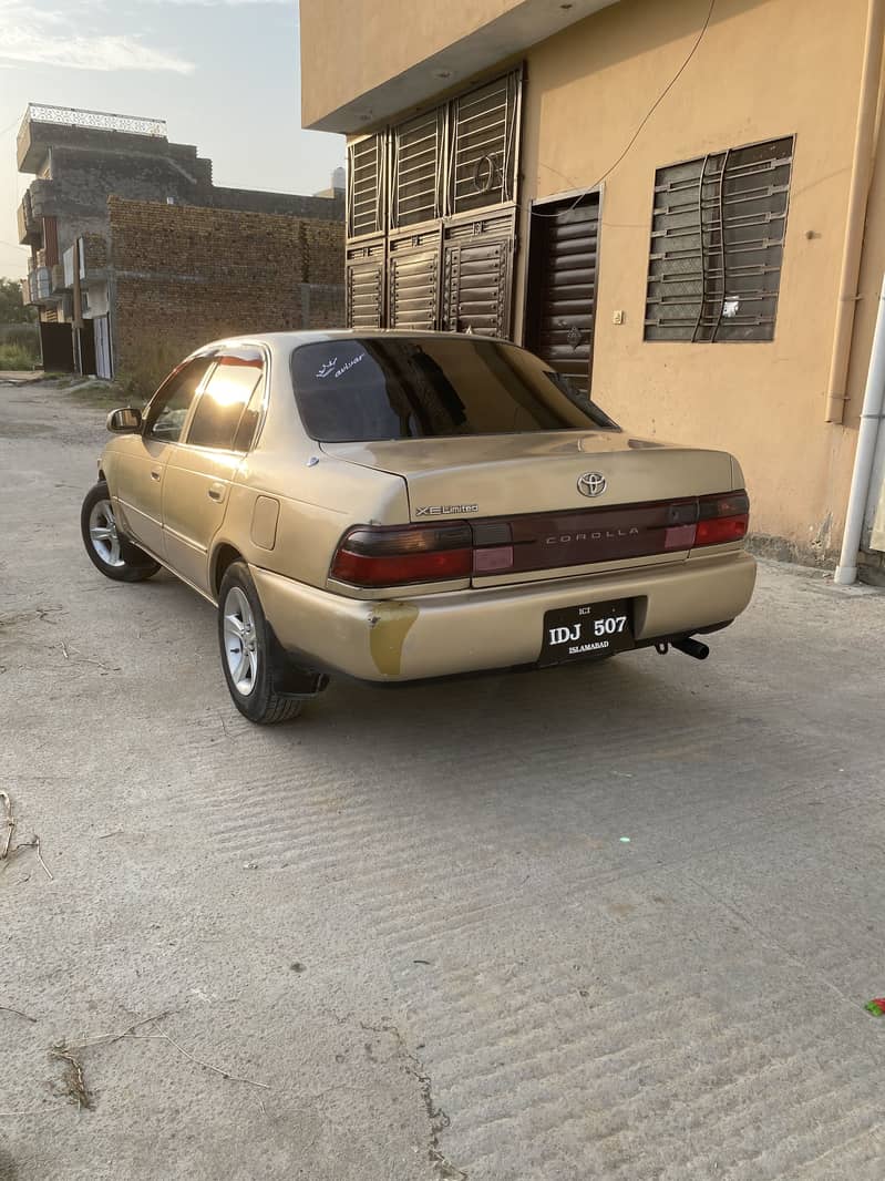 Xe corolla 5