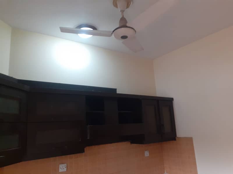 G Floor Flat Tiled 3