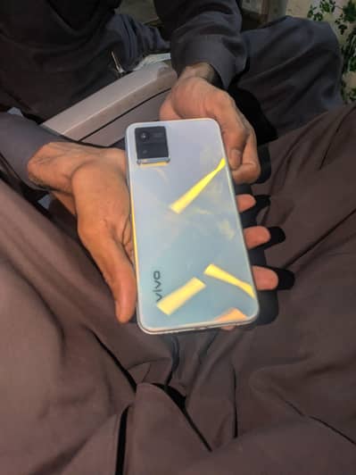 Vivo Y21