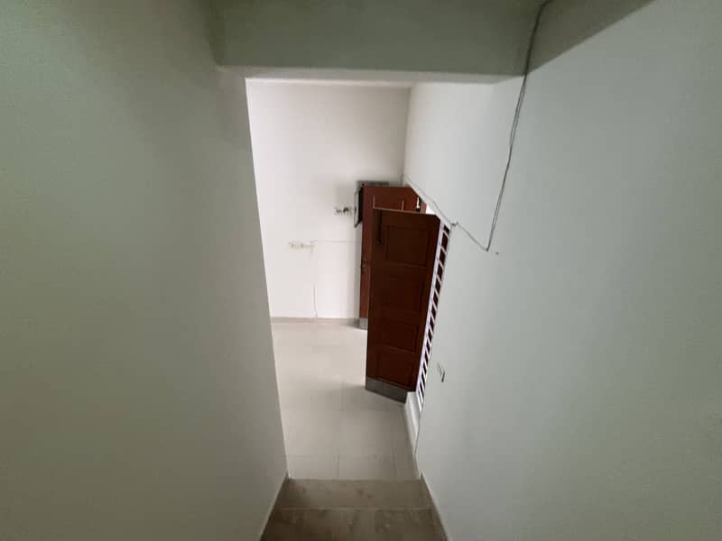 Upper Portion 2 beds 7