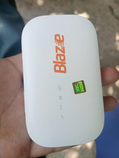 blaze ufone 4G device 10/10 condition with box and charger