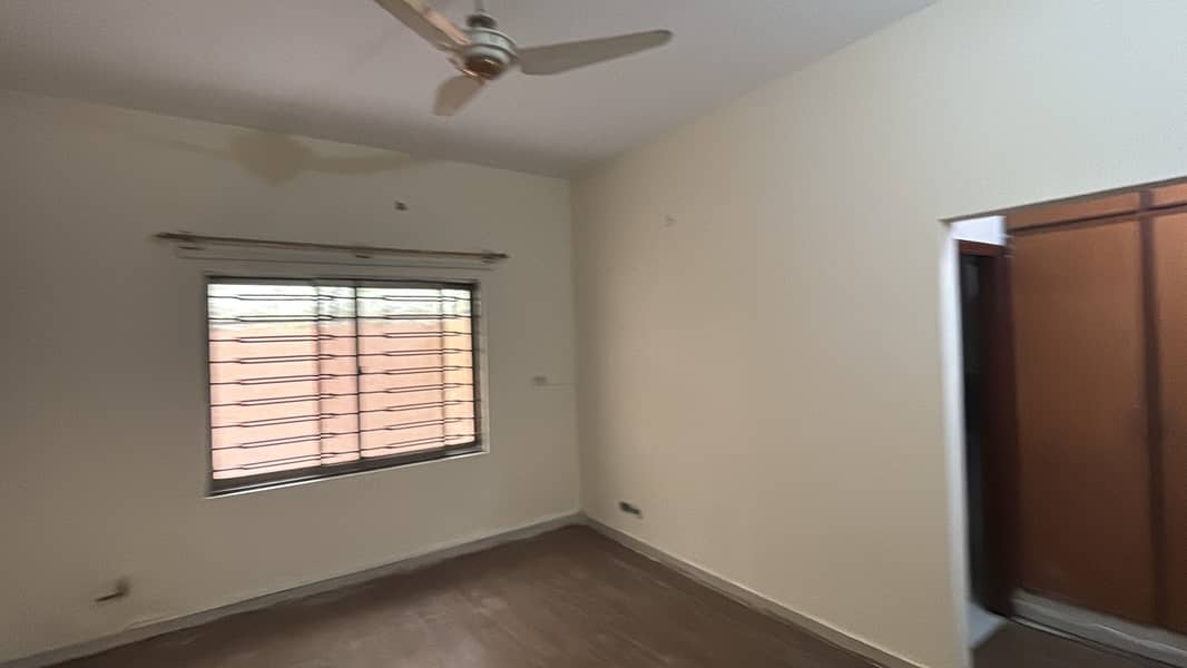 Complete SD House 11