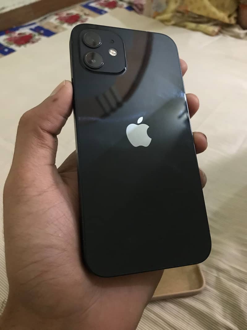 Apple iPhone 12 2