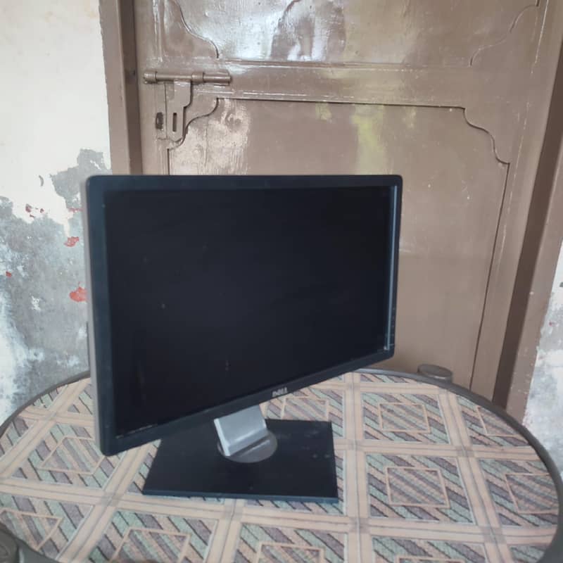 Dell 22 inch Computer Led 3