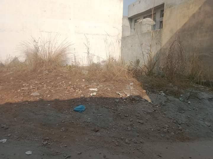 Lalazar valley plot 1