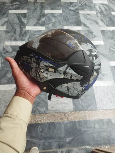 Zain bike helmet flip