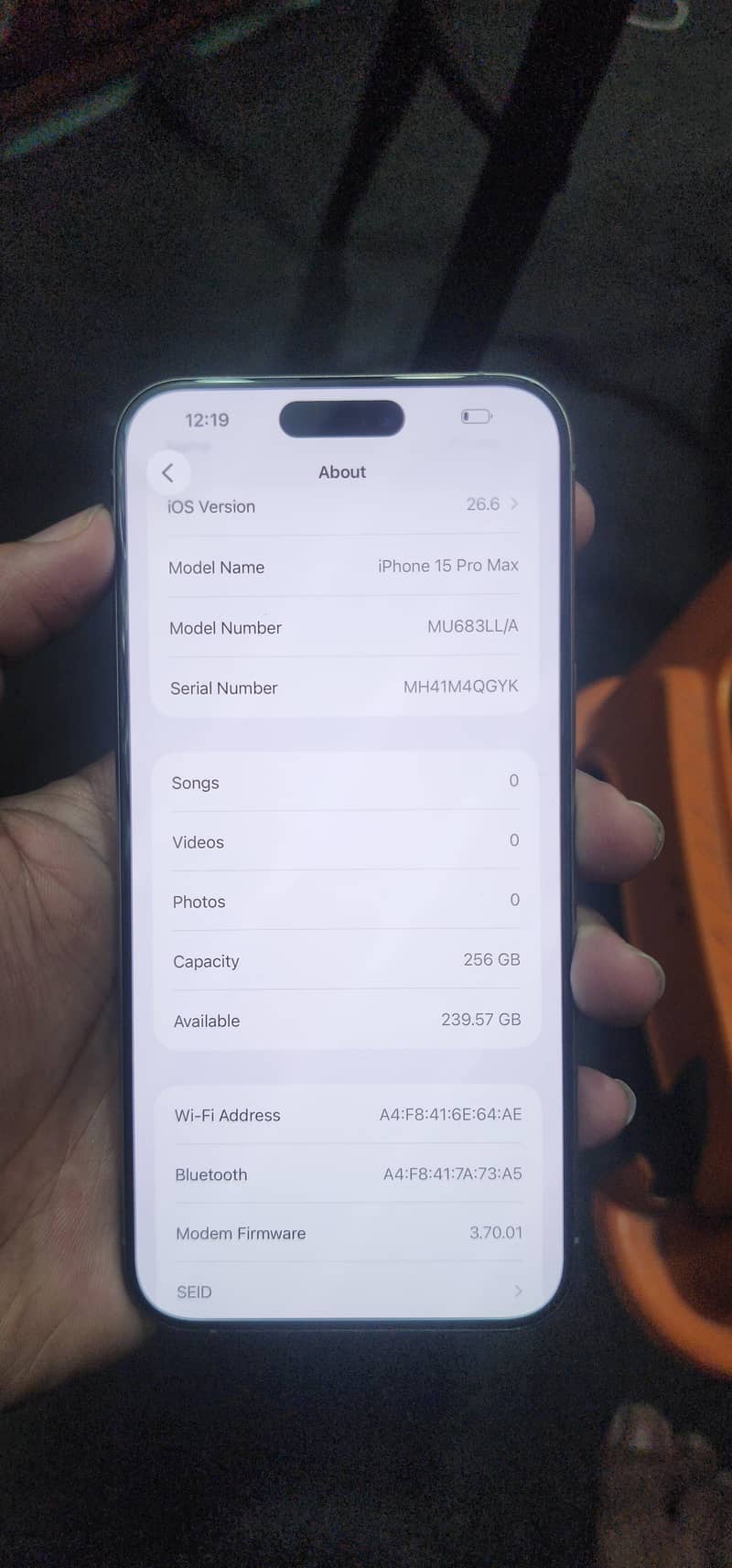 Apple iPhone 15 Pro Max 3