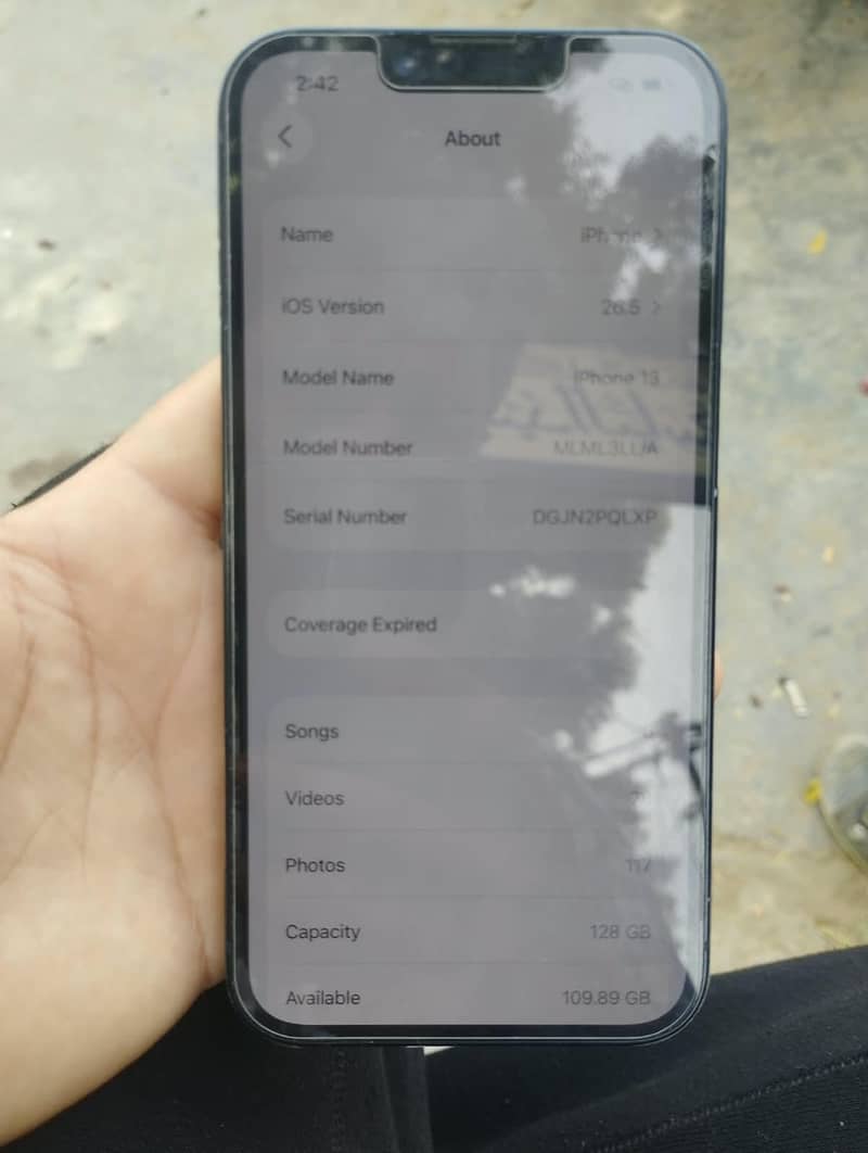 Apple iPhone 13 5