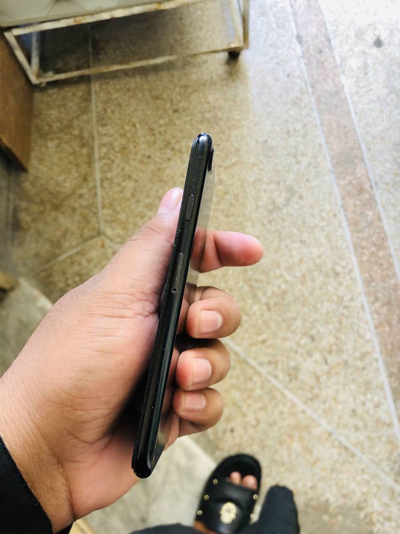 Apple iPhone 7 6