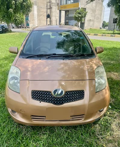 Toyota Vitz 1.3 2005 / 2008