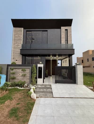 5 Marla OutStanding Designer House Available For Rent IN DHA Phase 9 Town