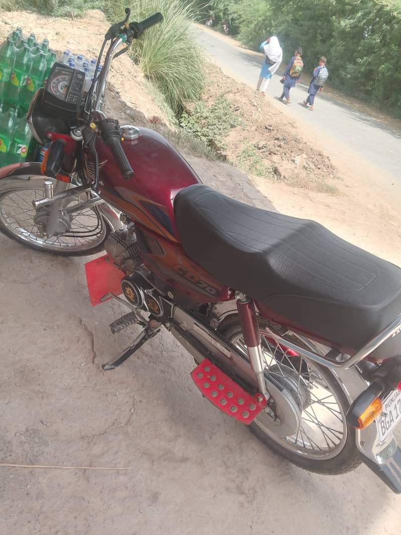 25 model lush condition 2