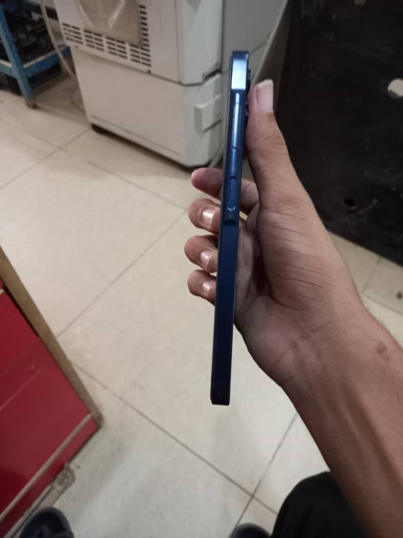 Samsung Mobile A06 2