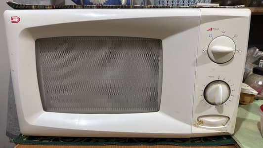 Dawlance microwave oven