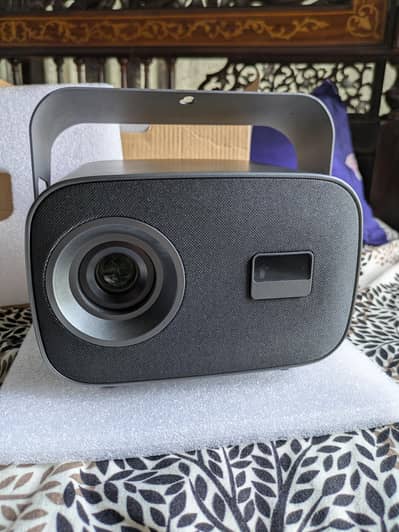 Smart Android Projector