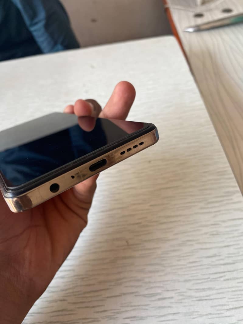 Infinix Note 30 4