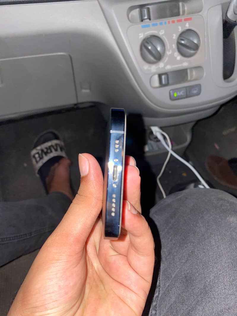 Apple iPhone 13 Pro 1