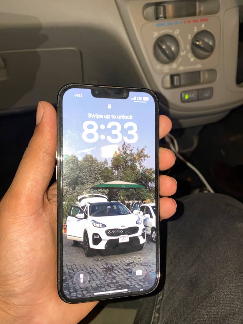 Apple iPhone 13 Pro 4