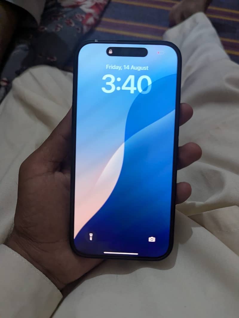Apple iPhone 15 0