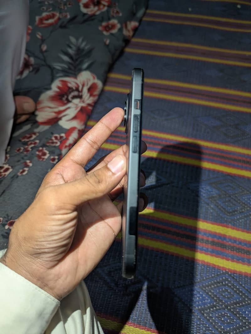 Apple iPhone 15 1