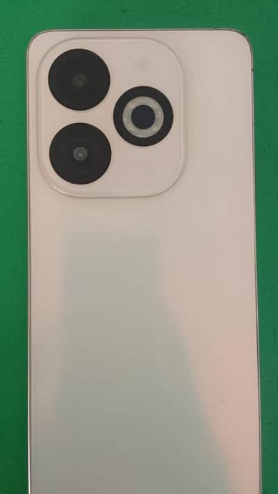 Infinix Smart 8 Pro
