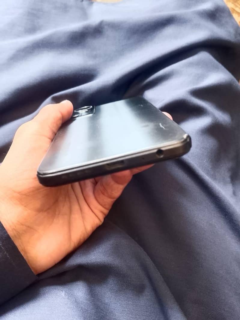Infinix Note 11 1