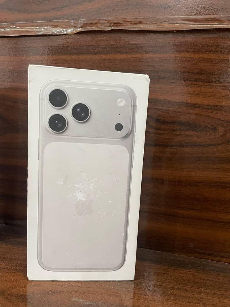 iphone 17pro max 1