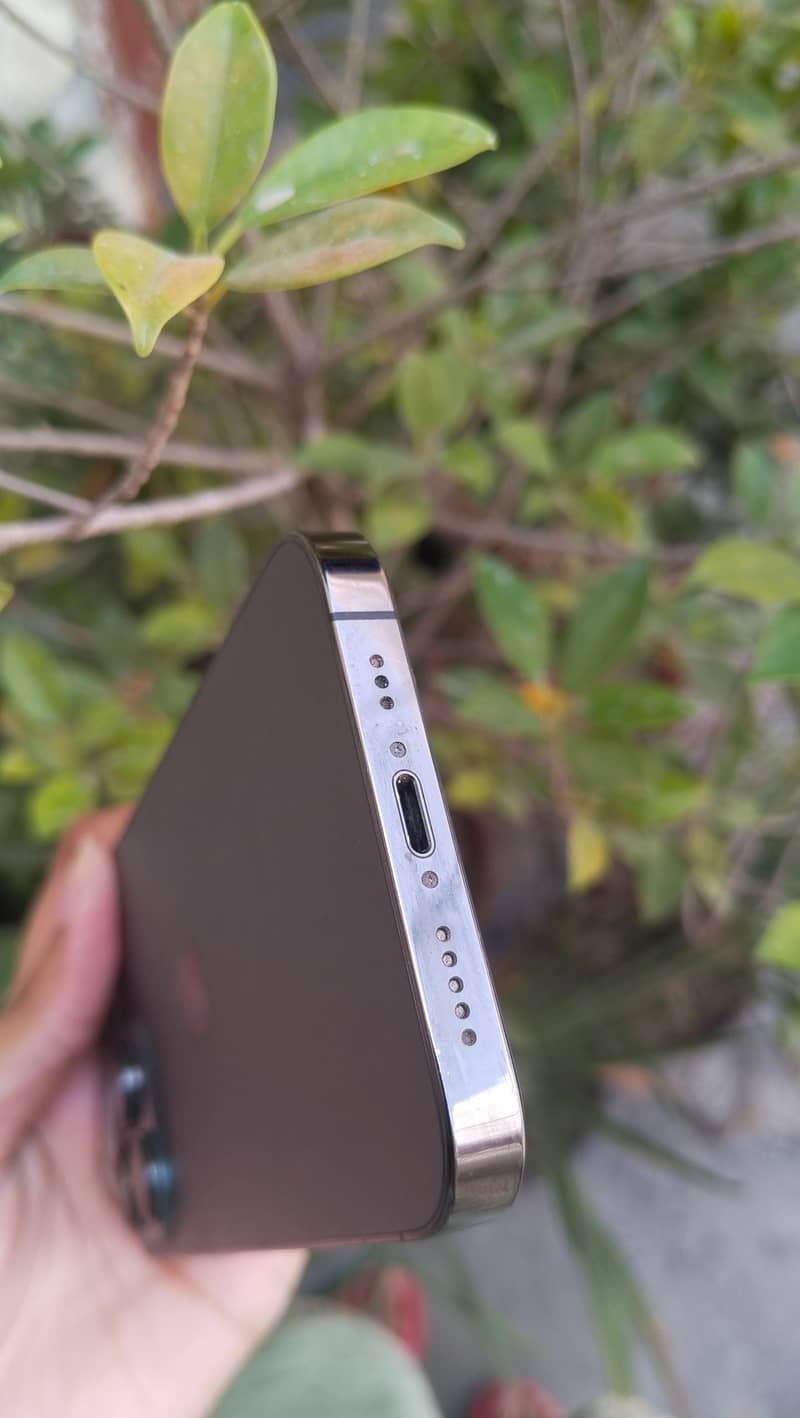 Apple iPhone 13 Pro 4