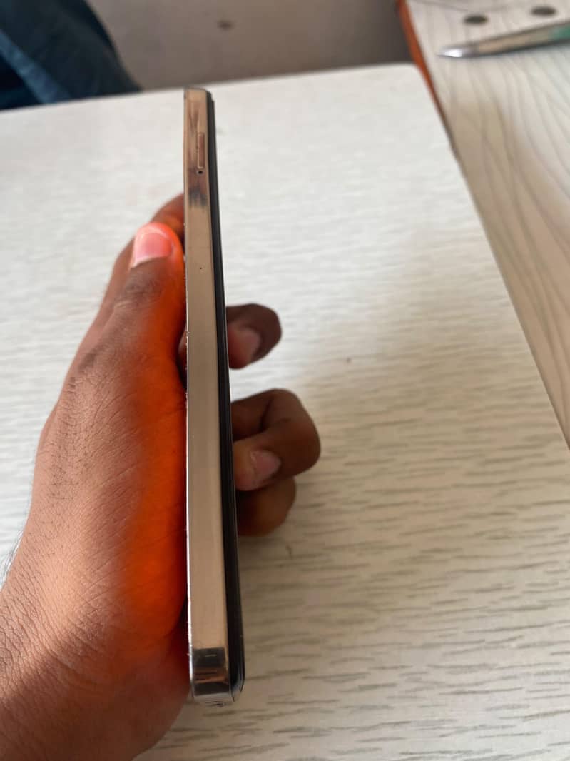 Infinix Note 30 1