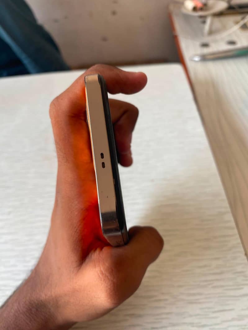 Infinix Note 30 4
