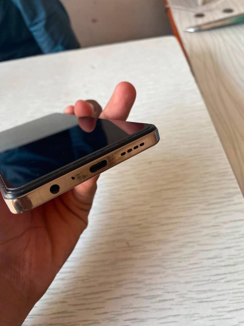 Infinix Note 30 5