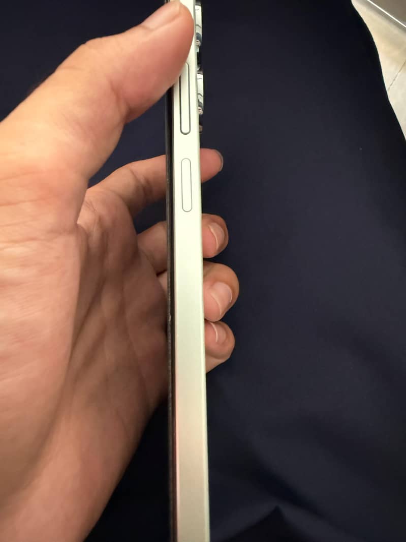 Realme Note 60x 1