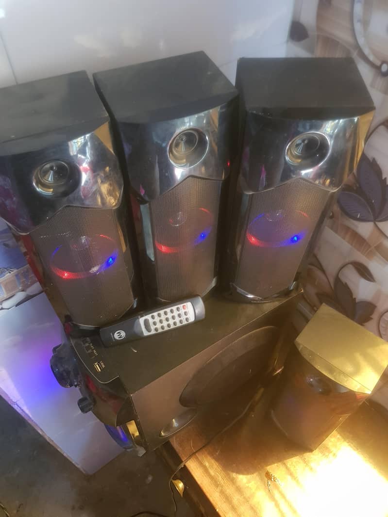 multimedia speaker 1