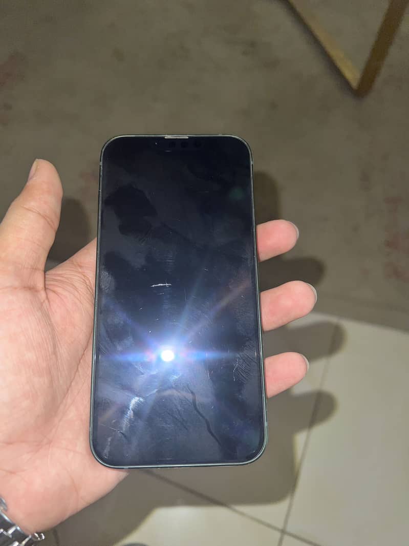 Apple iPhone 13 3