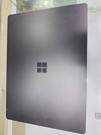 Microsoft surface laptop 4