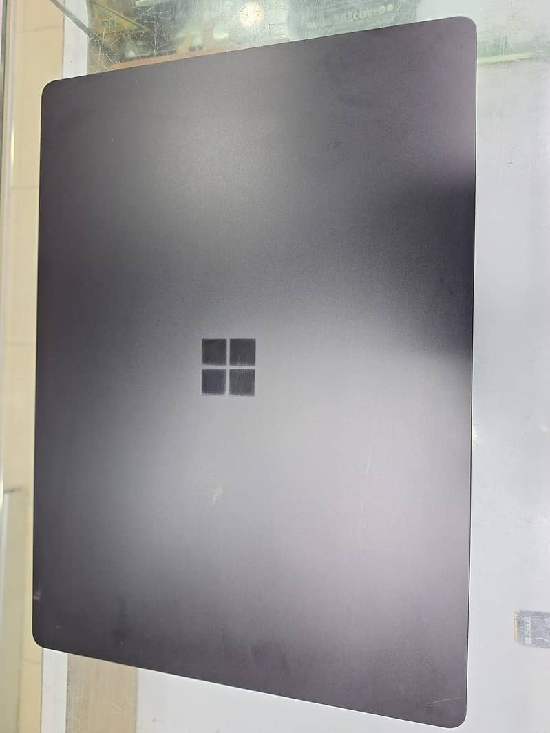 Microsoft surface laptop 4 0