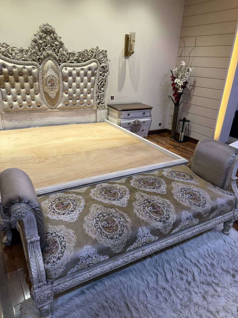 Luxury Bed set - Fantac brand bedroom set for sale - Bed set complete 4