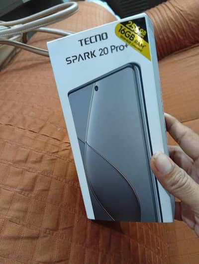 Tecno Spark 20 Pro Plus