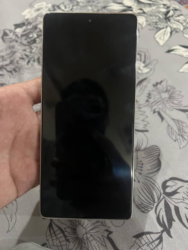 Infinix Note 40 4