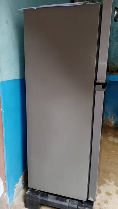 Good condition 3 years used fridge warranty card available