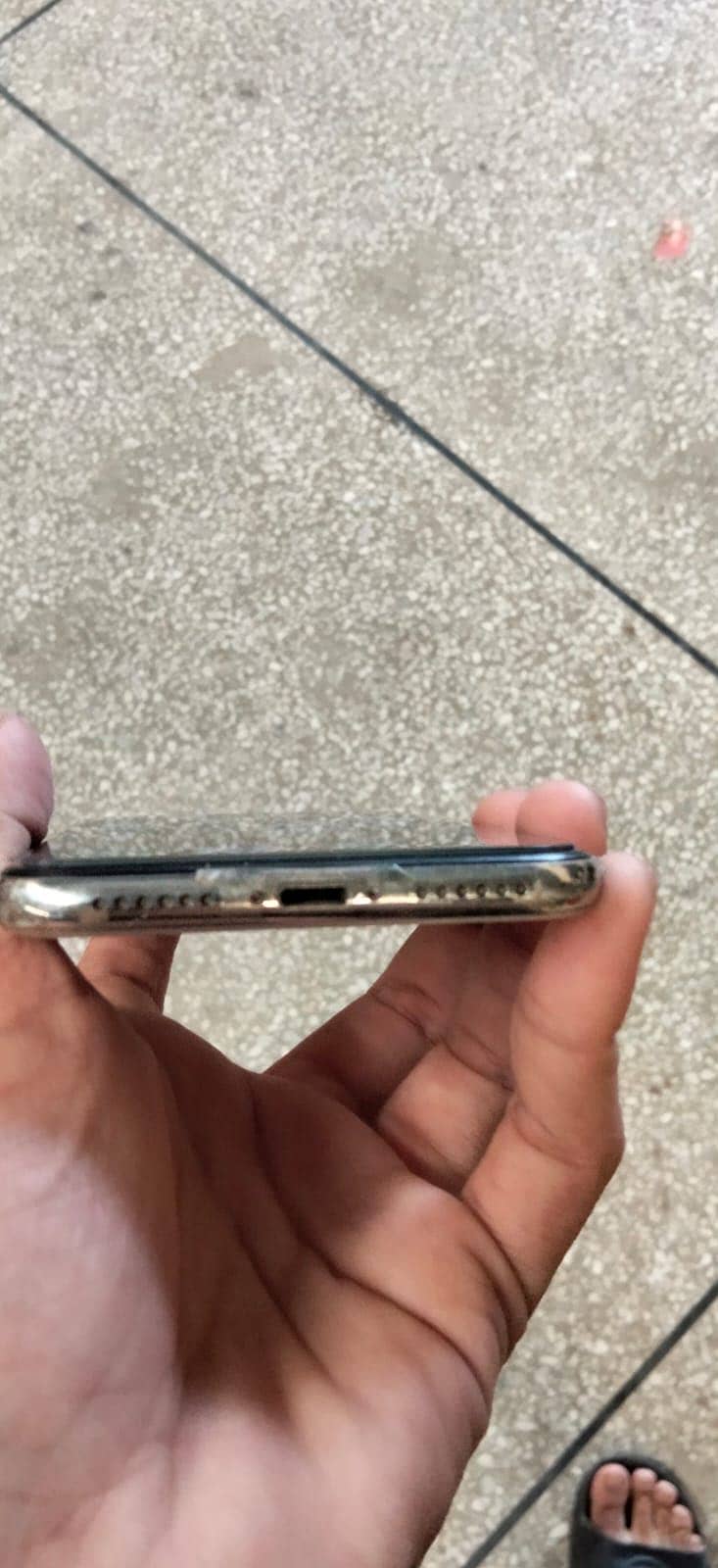 Apple iPhone X 3