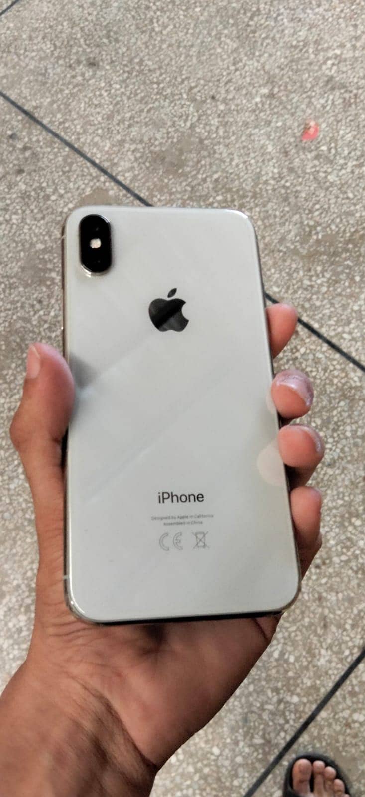 Apple iPhone X 4