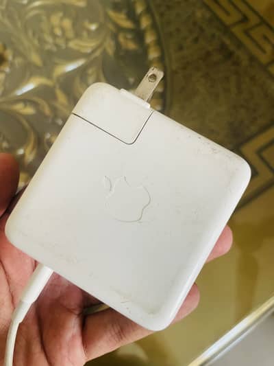 Original Macbook Charger