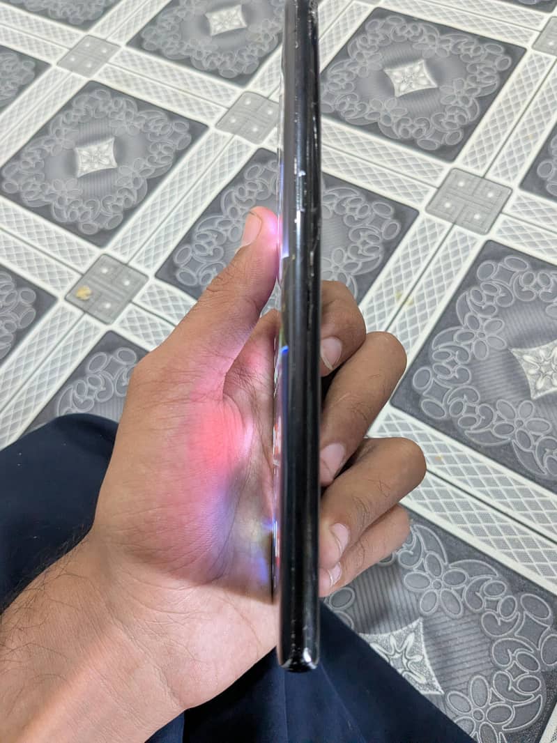 Samsung Mobile Note 8 3