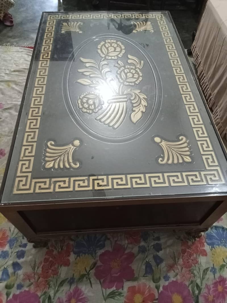 center table 0