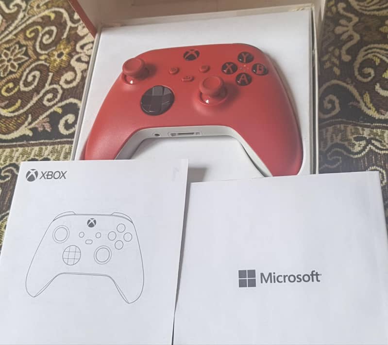 XBOX SERIES CONTROLLER PULSE RED 3